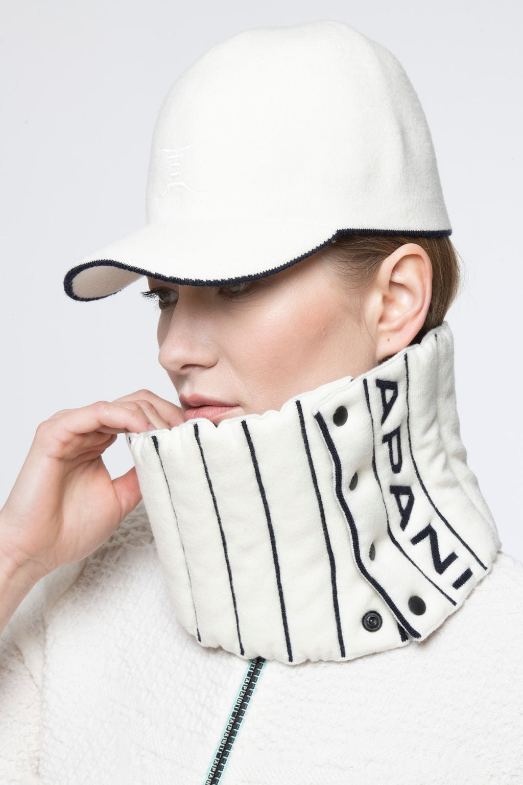 APANI Thermo COLLAR Double Face